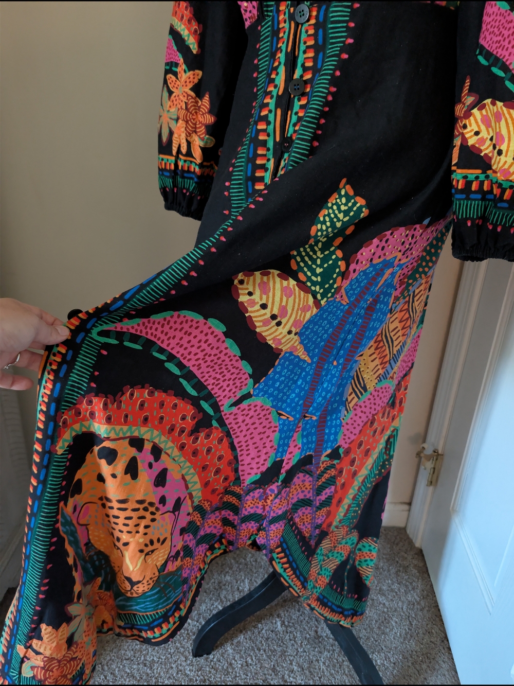 Farm Rio Black Cool Leopards Linen Blend V-Neck Maxi Dress Small Boho Resort - Picture 10 of 12